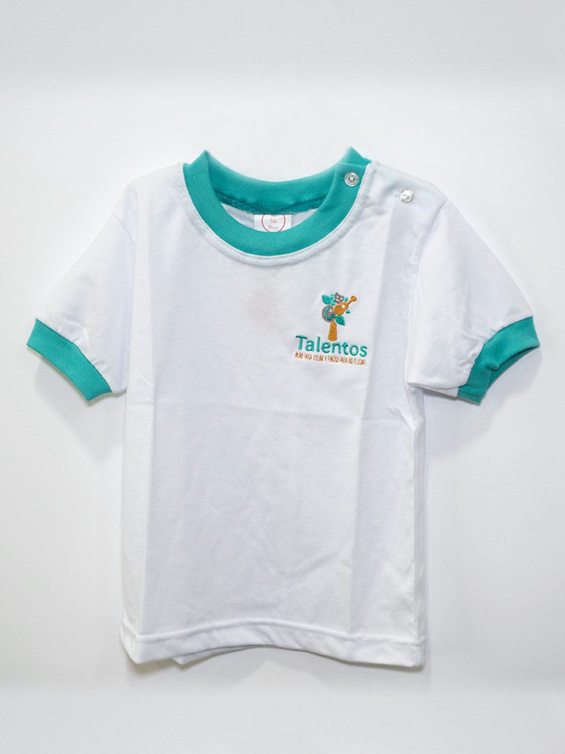 Camiseta de manga corta con botones